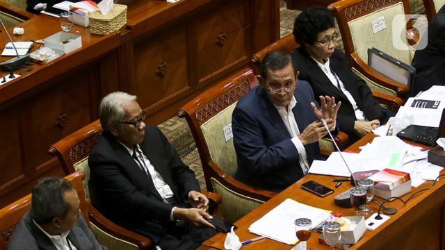 Pimpinan dan Dewas KPK Rapat Bersama Komisi III DPR