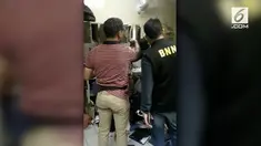 Badan Narkotika Nasional (BNN) menggeledah tempat hiburan diskotik dan karaoke Sense di Mangga Dua. Dalam penggeledahan BNN menemukan berbahgai jenis Narkoba
