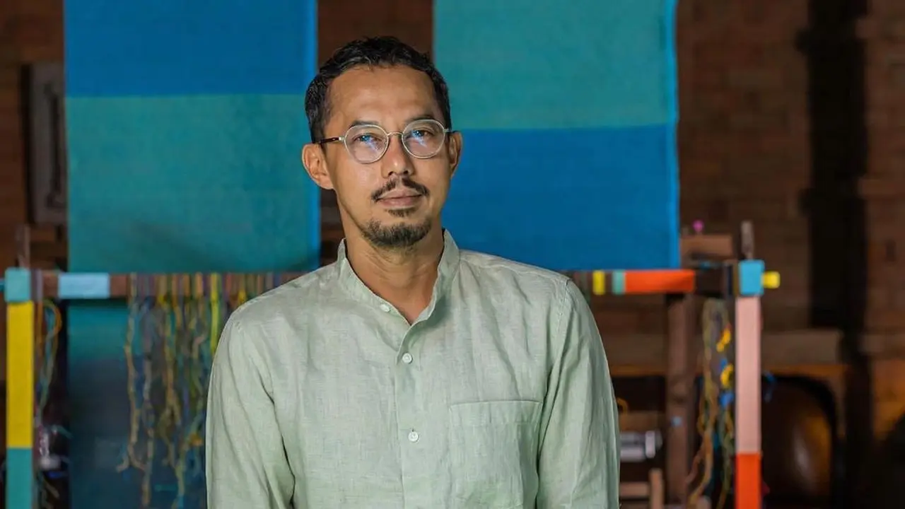 Seniman Ari Bayuaji