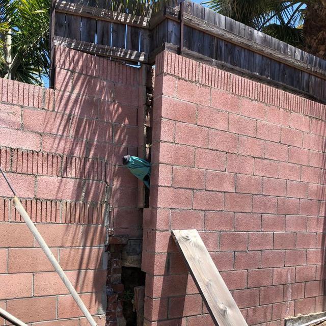 6 Potret Bangunan Hampir Roboh Ini Bikin Deg Degan Hot Liputan6 Com