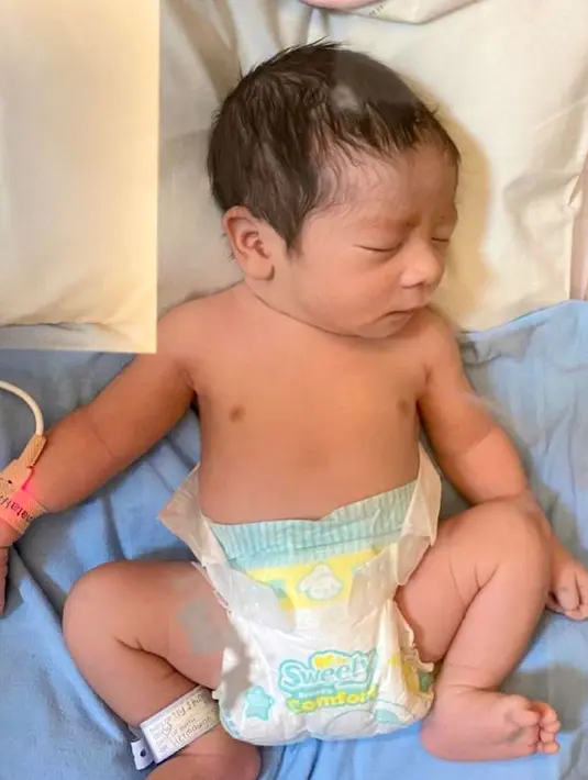 "Dan juga kami ucapkan Terimakasih Yang terdalam atas segala Doa nya untuk kami," tambah Tata Janeeta. (Instagram/tatajaneetaofficial)