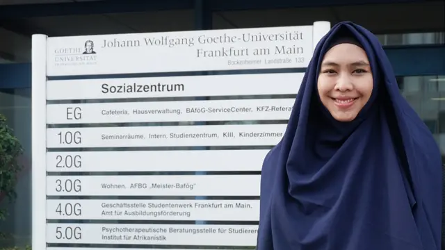Oki Setiana Dewi
