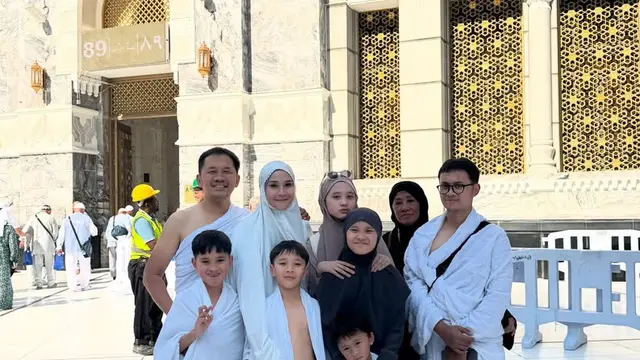 Artis Pilih Laksanakan Umrah di Penghujung Tahun 2024.