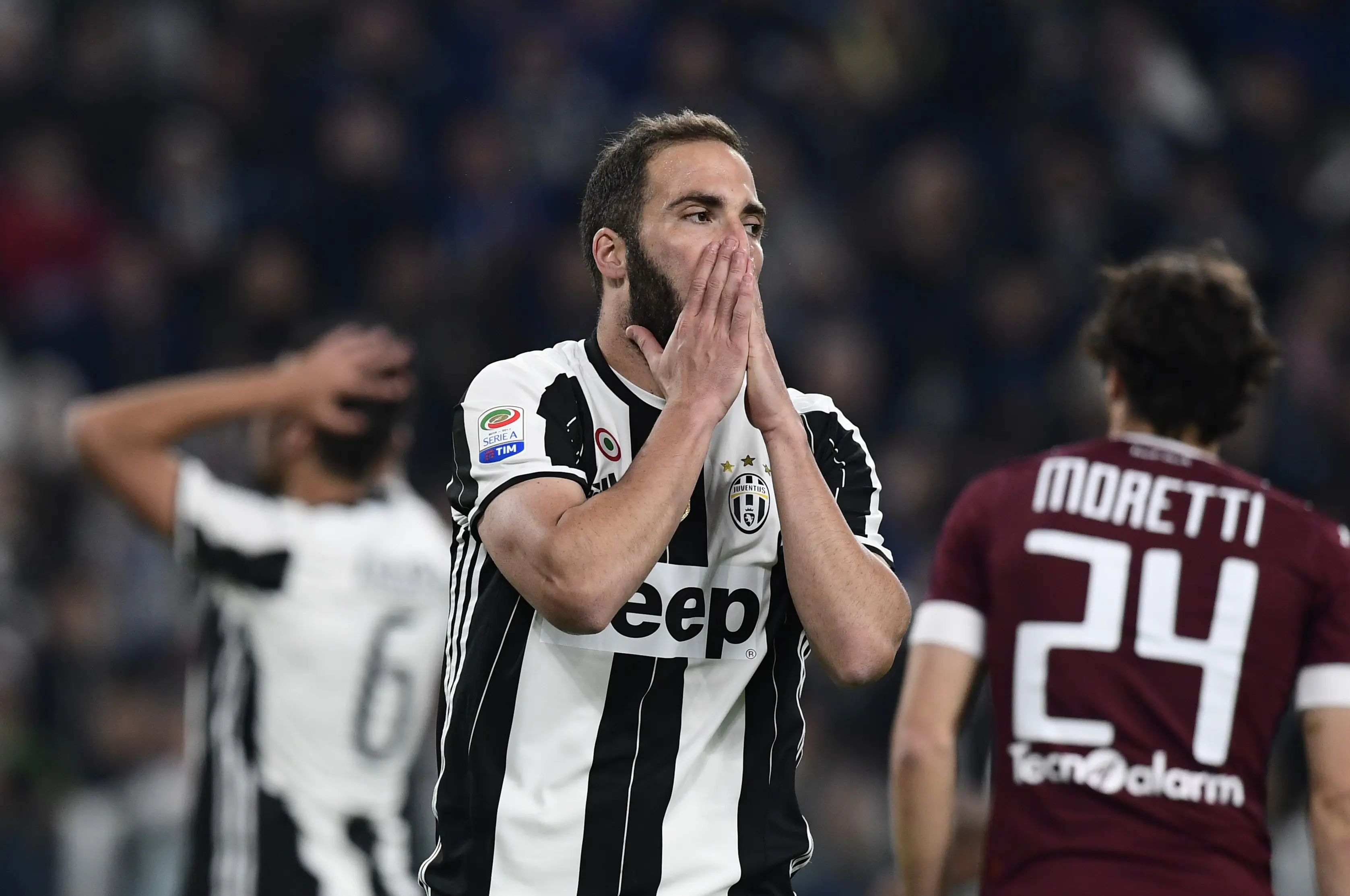 Penyerang Juventus, Gonzalo Higuain. (AFP / MIGUEL MEDINA)