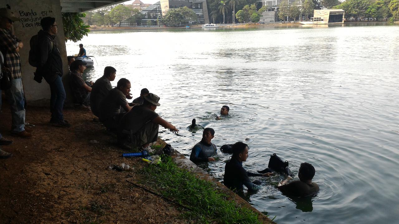 Usut Pembunuhan Akseyna, Polisi Sisir Danau UI Gunakan Sonar