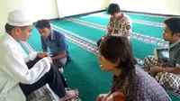 Muhayat, Ustaz Tunanetra Bermata Cahaya Alquran