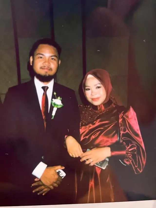 Kakak Perempuan Angga Yunanda hadir di pernikahannya. [@muhammadzafur]