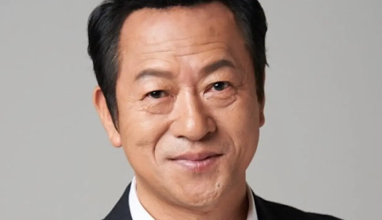 Cho Il Hwa akhirnya mengaku telah melakukan seksual pada seorang wanita yang baru masuk ke dunia hiburan. Peristiwa pelecehan seksual itu sendiri terjadi pada 25 tahun lalu. (Foto: Soompi.com)