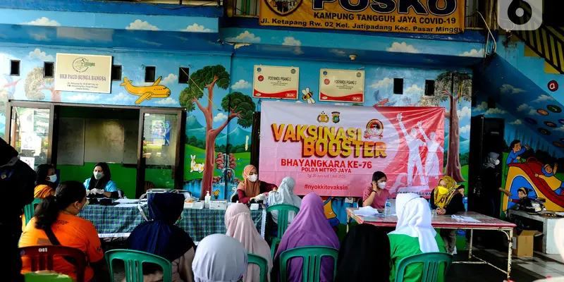 Vaksinasi Booster Gratis Sembako