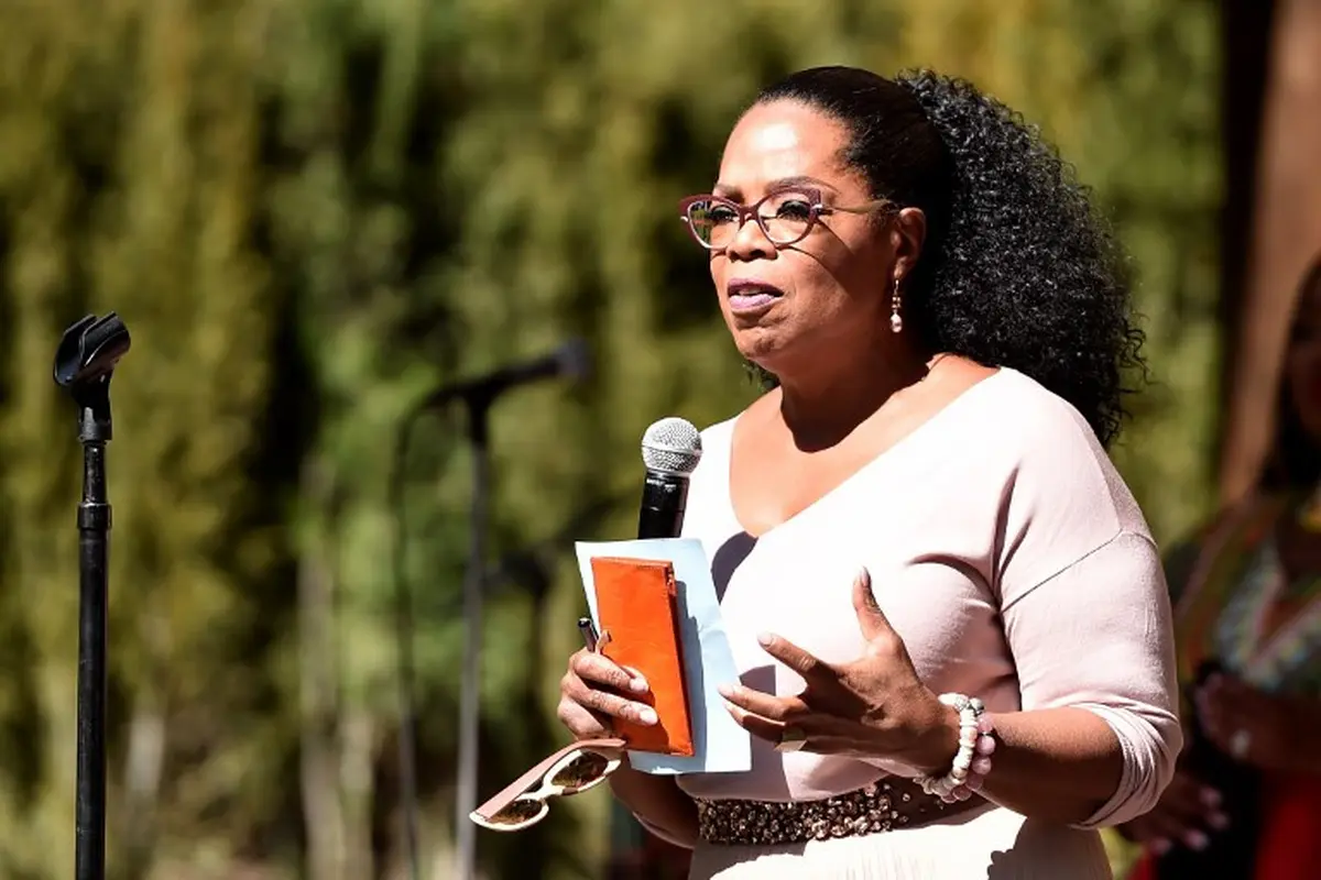 [Bintang] Oprah Winfrey