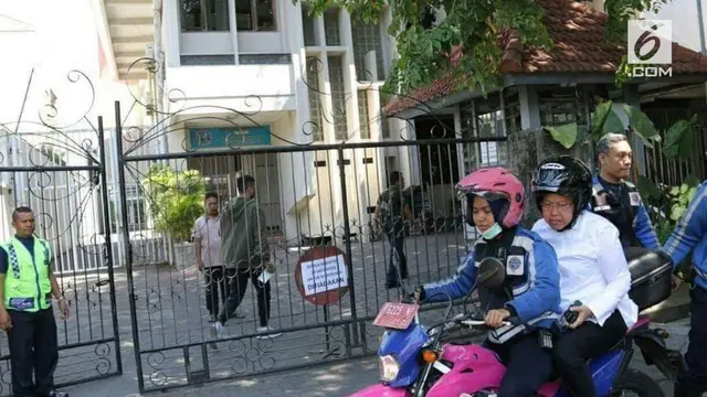 Kejadian ledakan bom di beberapa lokasi di Surabaya, membuat Walikota Surabaya melakukan sidak ke beberapa gereja.