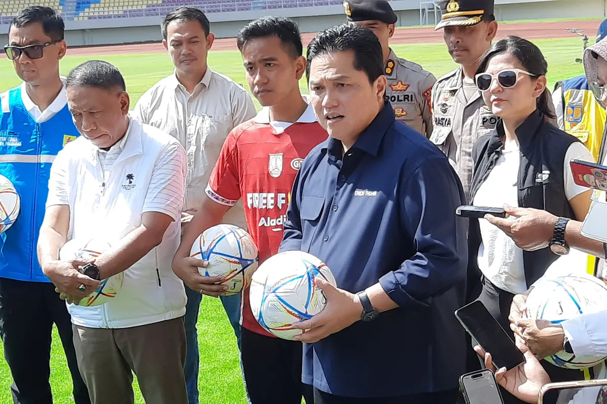 Ketum PSSI Cek Stadion Manahan Solo