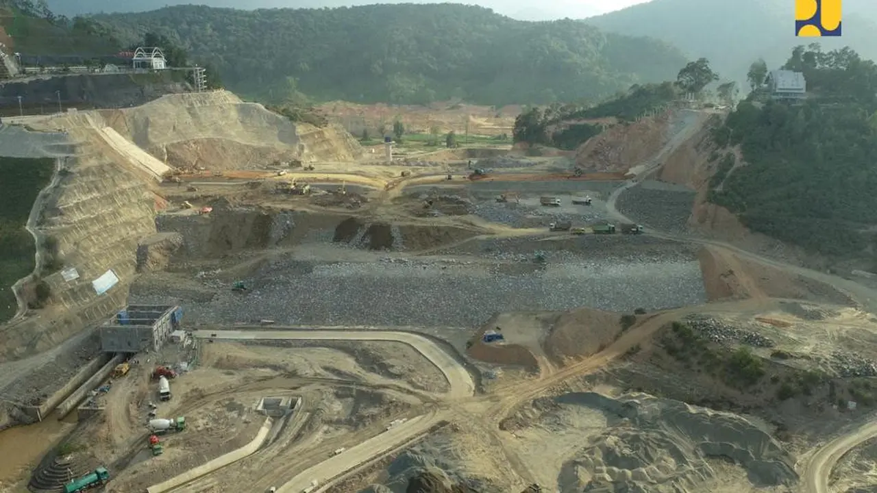 Penampakan pembangunan Bendungan Ameroro di Kabupaten Konawe, Sulawesi Tenggara (Sultra). (Dok Kementerian PUPR)