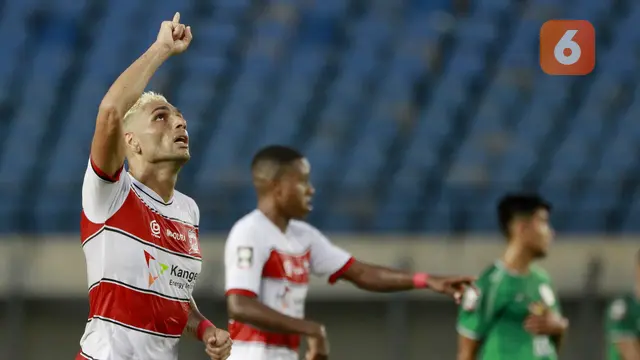 FOTO: Madura United Berbalik Unggul, Tumbangkan PSS Sleman 2-1 dalam Laga Grup C Piala Menpora 2021 - Jaimerson Xavier