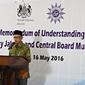 Ketua Umum PP Muhammadiyah Haedar Nasir menyampaikan kata sambutan di Jakarta, Senin (16/5). Nota kesepahaman tersebut dilakukan untuk menjalin kerjasama dalam bidang pembangunan toleransi, pluralisme, dan HAM. (Liputan6.com/Immanuel Antonius)