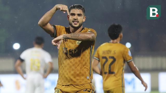 Foto: Gol Penalti Junior Brandao Bawa Bhayangkara FC Jinakkan Madura United Sekaligus Putus Tren 3 Kekalahan Beruntun di BRI Liga 1