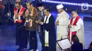 Presiden Prabowo Subianto juga menyampaikan bahwa merayakan Natal ini sebagai bagian kehidupan kita, sebagai bagian kepribadian kita, bahwa bangsa Indonesia adalah bangsa yang beragam, penuh perbedaan, berbhineka tapi satu tujuan, satu keinginan, yaitu keinginan kehendak untuk hidup rukun. (Liputan6.com/Herman Zakharia)