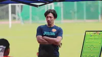 Akira Higashiyama diumumkan sebagai pelatih Timnas Indonesia Putri, Minggu (8/6/2025). (Instagram/coach_akira1989).
