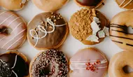 Makanan manis dapat berdampak negatif terhadap perilaku jangka pendek maupun kesehatan jangka panjang. (Foto: Unsplash/Annie Spratt)