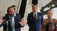 Ketua Umum Partai NasDem Surya Paloh meneerima kunjungan Dubes Australia untuk Indonesia Penny Williams di Nasdem Tower, Jakarta Pusat. (Liputan6.com/Nanda Perdana Putra)