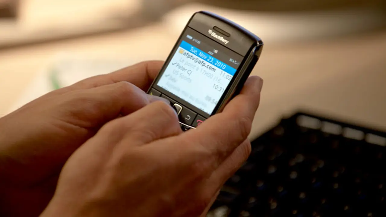 blackberry-130828c.jpg