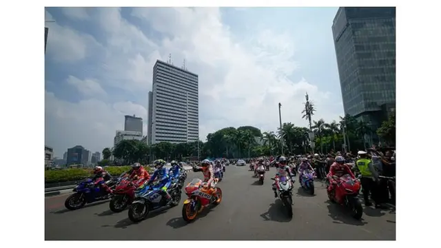 10 Potret Parade MotoGP 2022, Dilepas Langsung Jokowi di Istana Merdeka