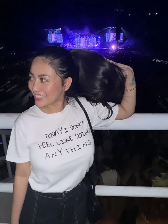 Selebritis Indonesia Nonton Konser Bruno Mars di Thailand.