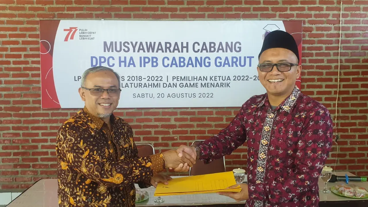 Jayadi Supriadin, secara aklamasi ditunjuk menjadi Ketua dan Sekretaris Himpunan Alumni Institut Pertanian Bogor (HA-IPB) Cabang Garut, Jawa Barat periode 2022-2026. (Liputan6.com/Jayadi Supriadin)
