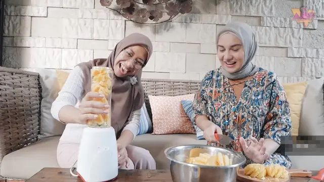 7 Momen Irish Bella Bikin Kue Nastar Lebaran, Hasilnya Enak Banget