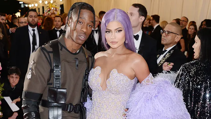 Kylie Jenner - Travis Scott