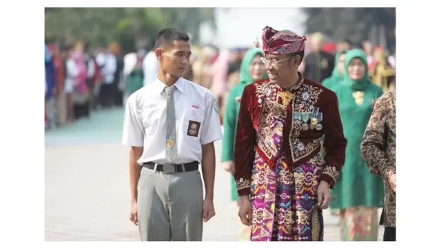Koko Ditunjuk Menjadi Petugas Pembaca Naskah Pembukaan UUD 1945 di Kemenpora