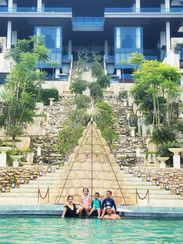 Nia Ramadhani Main Air di Singapura dan Bali (sumber: instagram/ramadhaniabakrie)