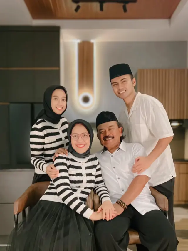 Ide Pose Lebaran