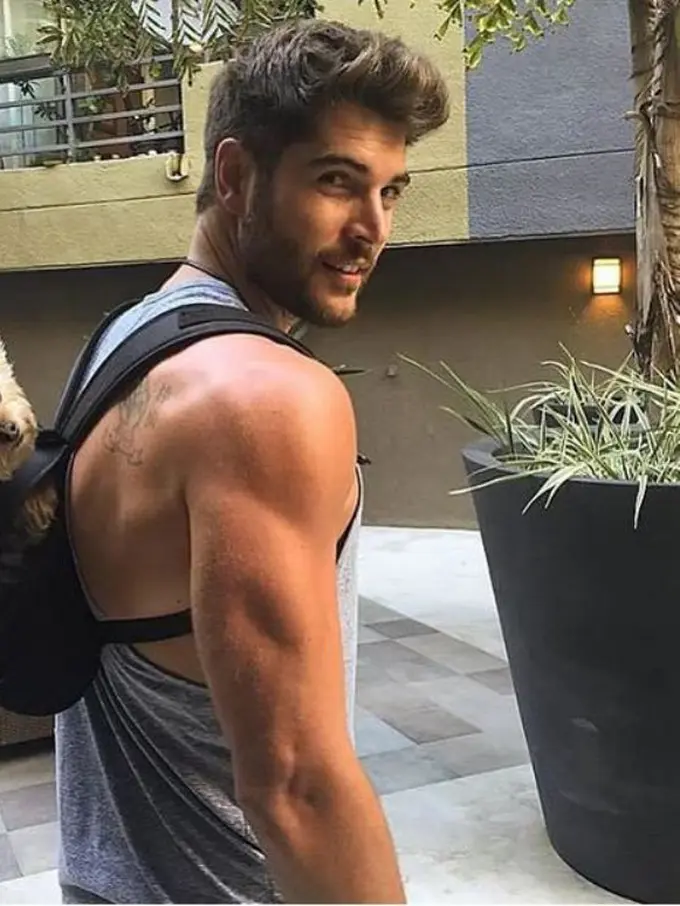 22 'Selfie' Cowok dengan Anjingnya yang Bikin Kamu Sulit Fokus