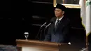 Gubernur DKI Jakarta Basuki Tjahaja Purnama saat menyampaikan pidato di Sidang Paripurna DPRD DKI Jakarta, Jakarta, Senin (12/1/2015). (Liputan6.com/Faizal Fanani)