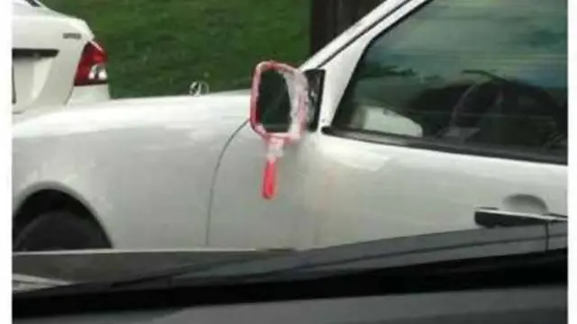 7 Potret Nyeleneh Spion Kendaraan Ini Bikin Tepuk Jidat