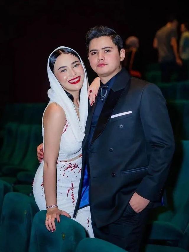 6 Potret Kedekatan Amanda Manopo dan Aliando Syarief, Lawan Main di Film Indigo