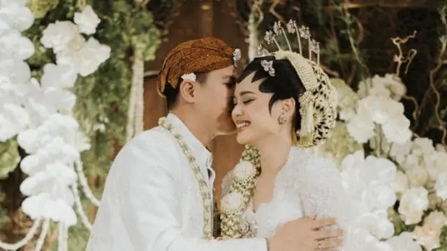 Pesona Istri Nino RAN, Dhabitannisa Auni saat Akad Nikah