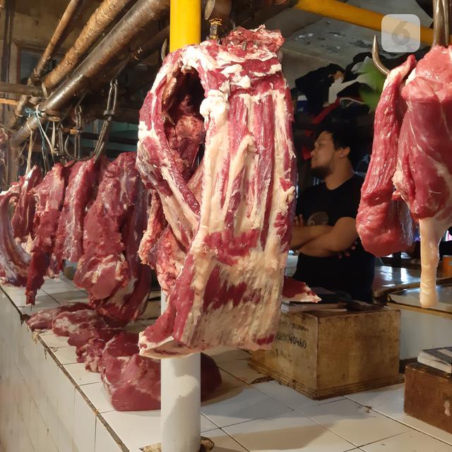 Penjualan Lesu Harga Daging Ayam Tembus Rp 40 Ribu Per Kg