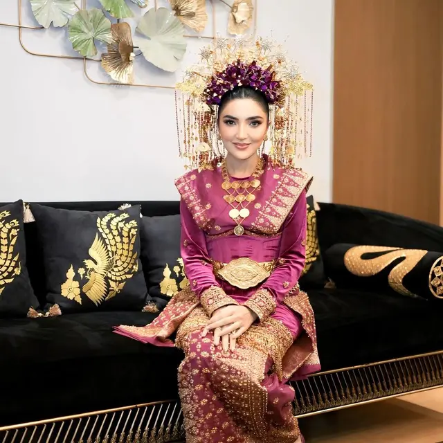 Potret Ashanty Pakai Baju Adat Palembang (Foto: Instagram @ashanty_ash)