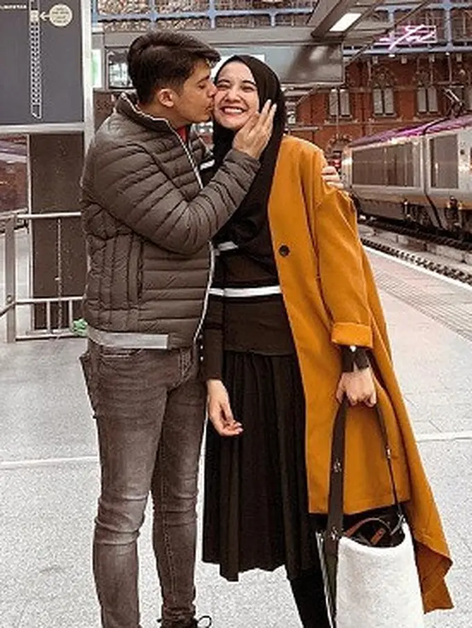 Zaskia Sungkar dan Irwansyah