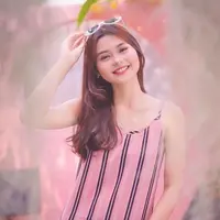 Marshel belum lama ini buat kabar mengejutkan, dimana ia telah dikaruniai anak dari istri bernama Yansen Indiani. [Foto: Instagram/ceseniy].