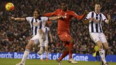 Sempat membukukan empat kemenangan berurut-turut, Liverpool ternyata masih belum stabil. Terbukti dari tiga laga terakhir, The Reds hanya mampu dua kali seri dan satu kali kalah. (AFP/Oli Scarff)