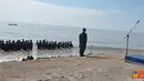 Citizen6, Surabaya: Sebanyak 45 siswa Dikmaba PK TNI AL angkatan Ke - 31 yang digembleng di Pusdikpomal Kobangdikal berhak memakai  " Baret Biru ". (Pengirim: Kobangdikal).