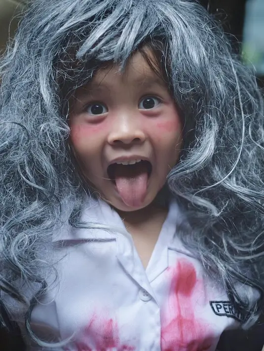 Begini jadinya jika Kala Madali menjadi sosok yang menyeramkan. Kalau ini sih tidak menyeramkan, malah menggemaskan. (Foto: instagram.com/kalamadali)