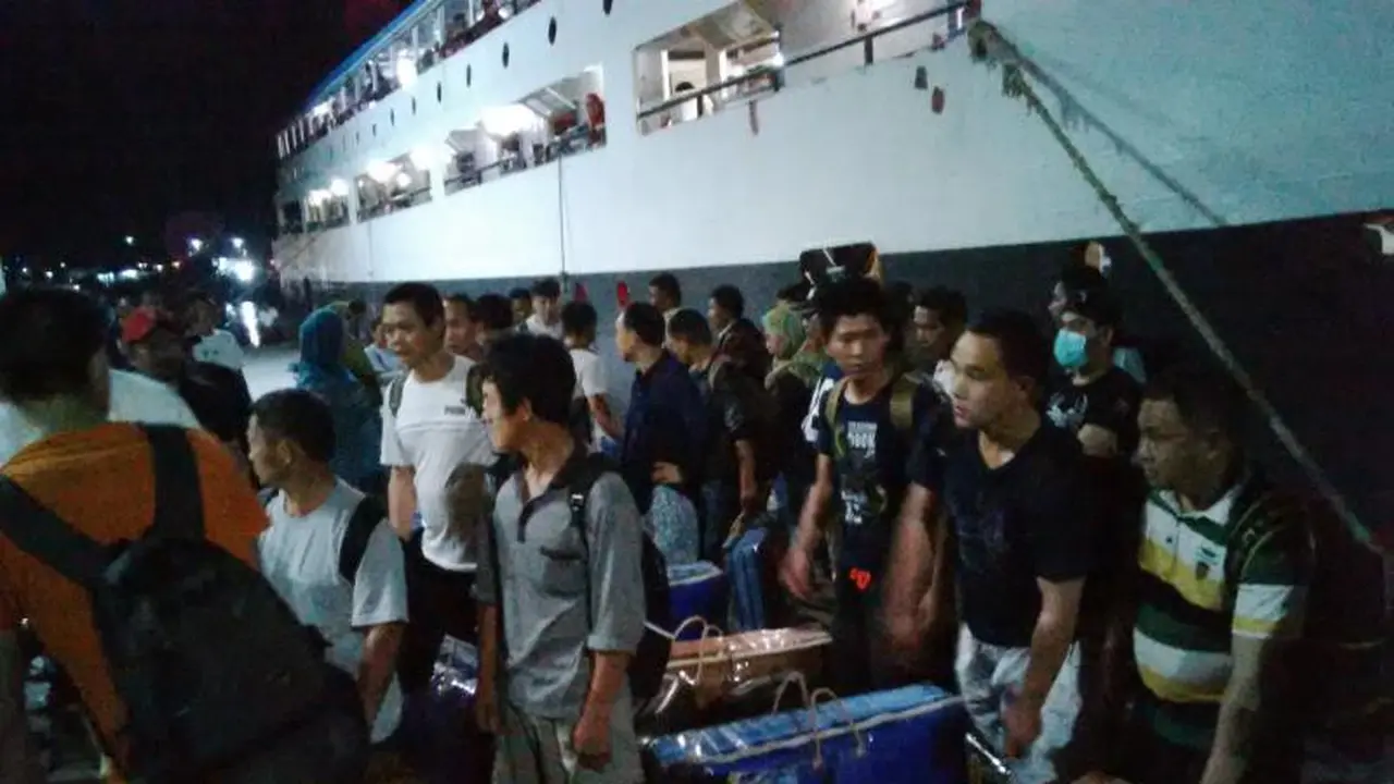 25 WNA Coba Tipu Petugas untuk Masuk Tambang di Maluku Utara