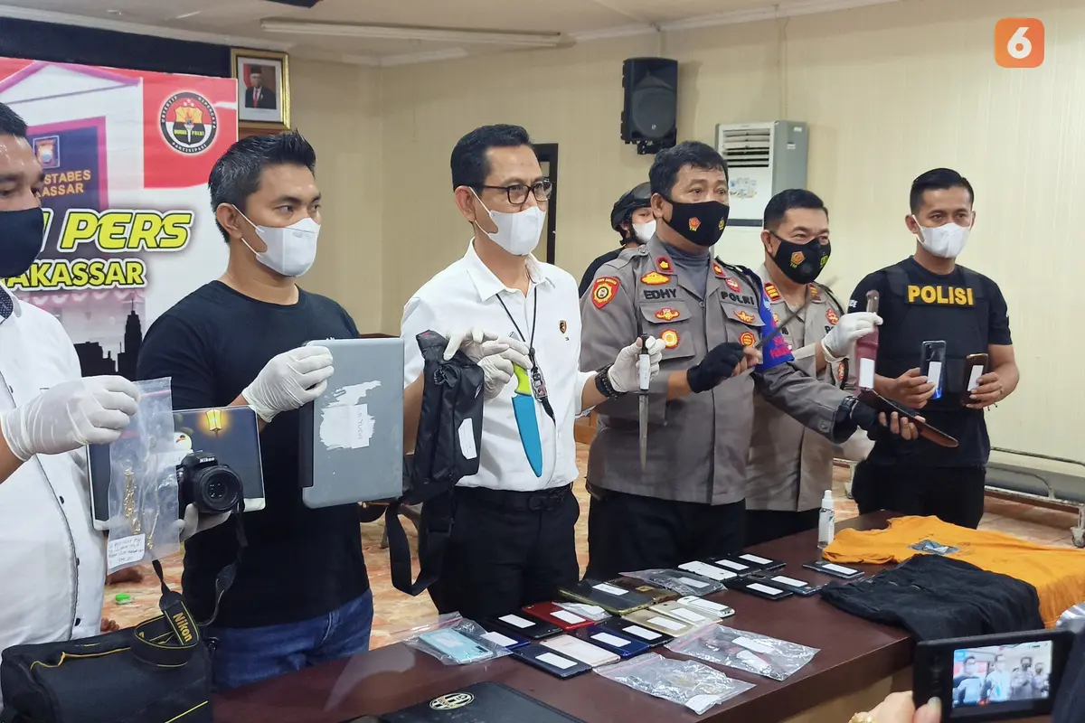 Jatanras Polrestabes Makassar tangkap komplotan perampok (Liputan6.com/Fauzan)