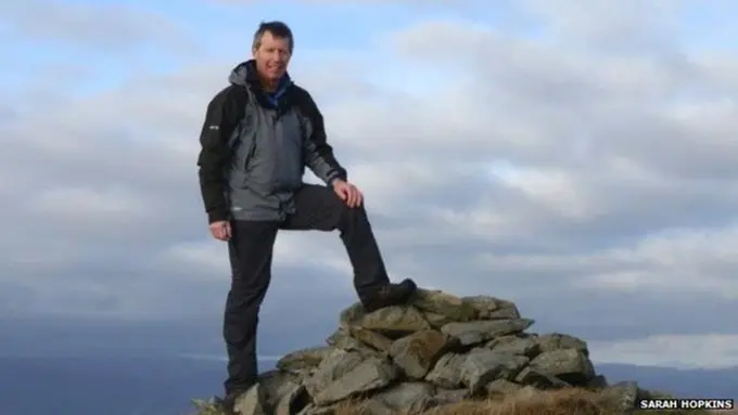 Mike Hopskin, lelaki yang selamat dari Gempa Nepal saat melakukan pendakian di Everest.