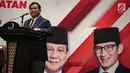 Calon Presiden nomer urut 02 Prabowo Subianto memberikan sambutan selama acara Dialog Silaturahmi Paslon Presiden dan Wakil Presiden bersama Komunitas  Kesehatan di Gedung Bidakara, Jakarta, Kamis (28/2). (Liputan6.com/Faizal Fanani)