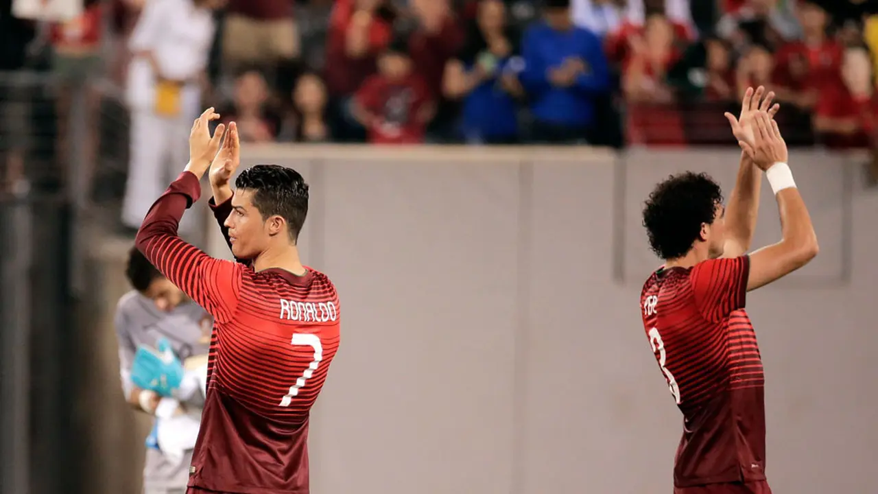 CR7 Jadi Inspirator Saat Bantai Irlandia 5-1